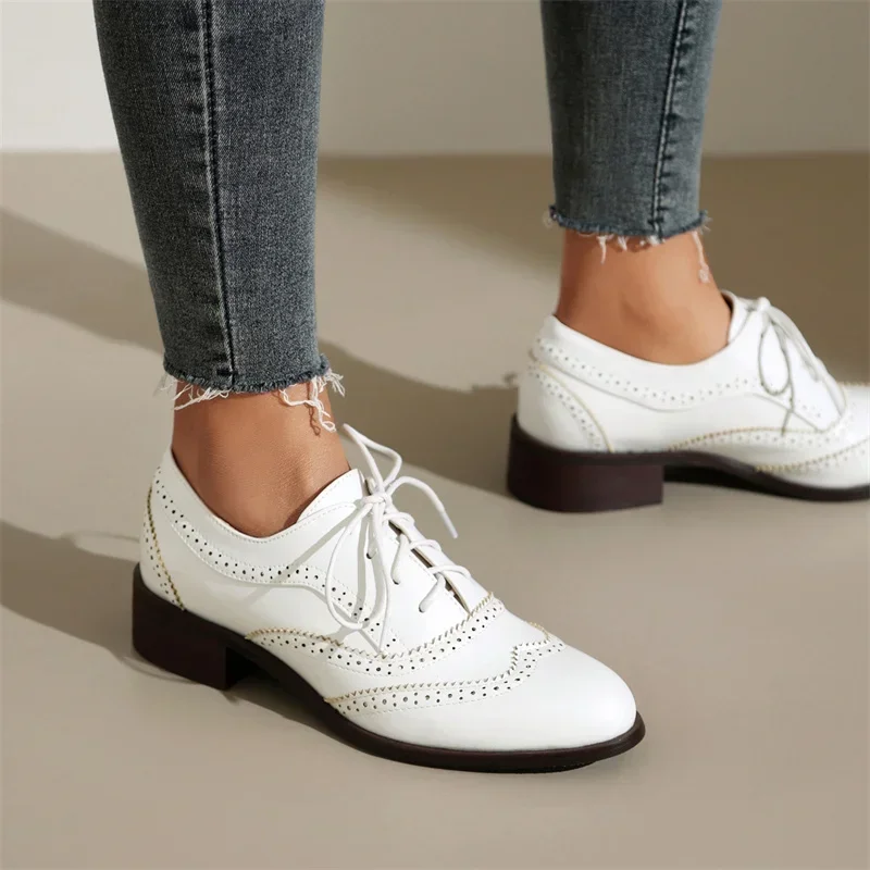 Sapatilhas britânicas mulheres - Oxford Lace Up Women avaliação e preço